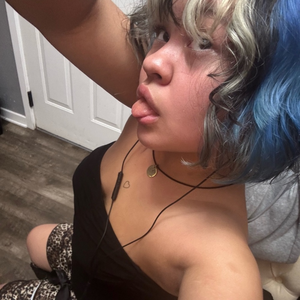 Meet your Posher, Abigail